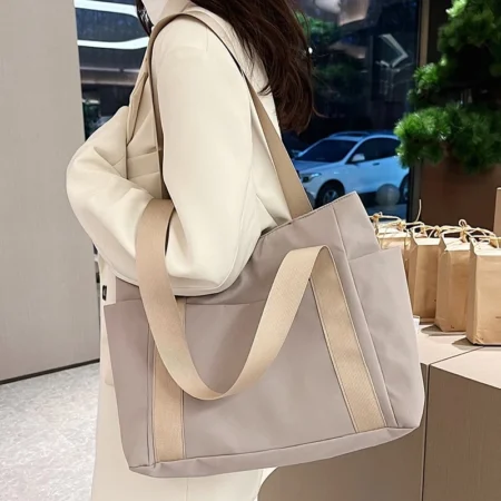 Multi-Pocket Commuter Travel Tote